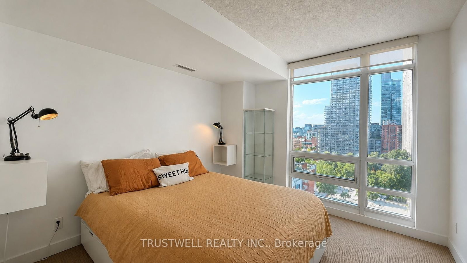 1802-381 Front Street, Toronto, ON, photo 5