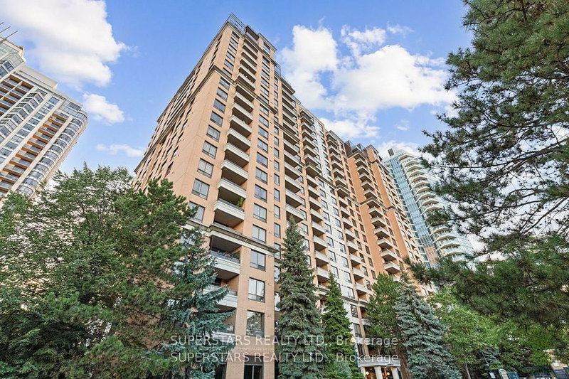 1111 - 18 Sommerset Way