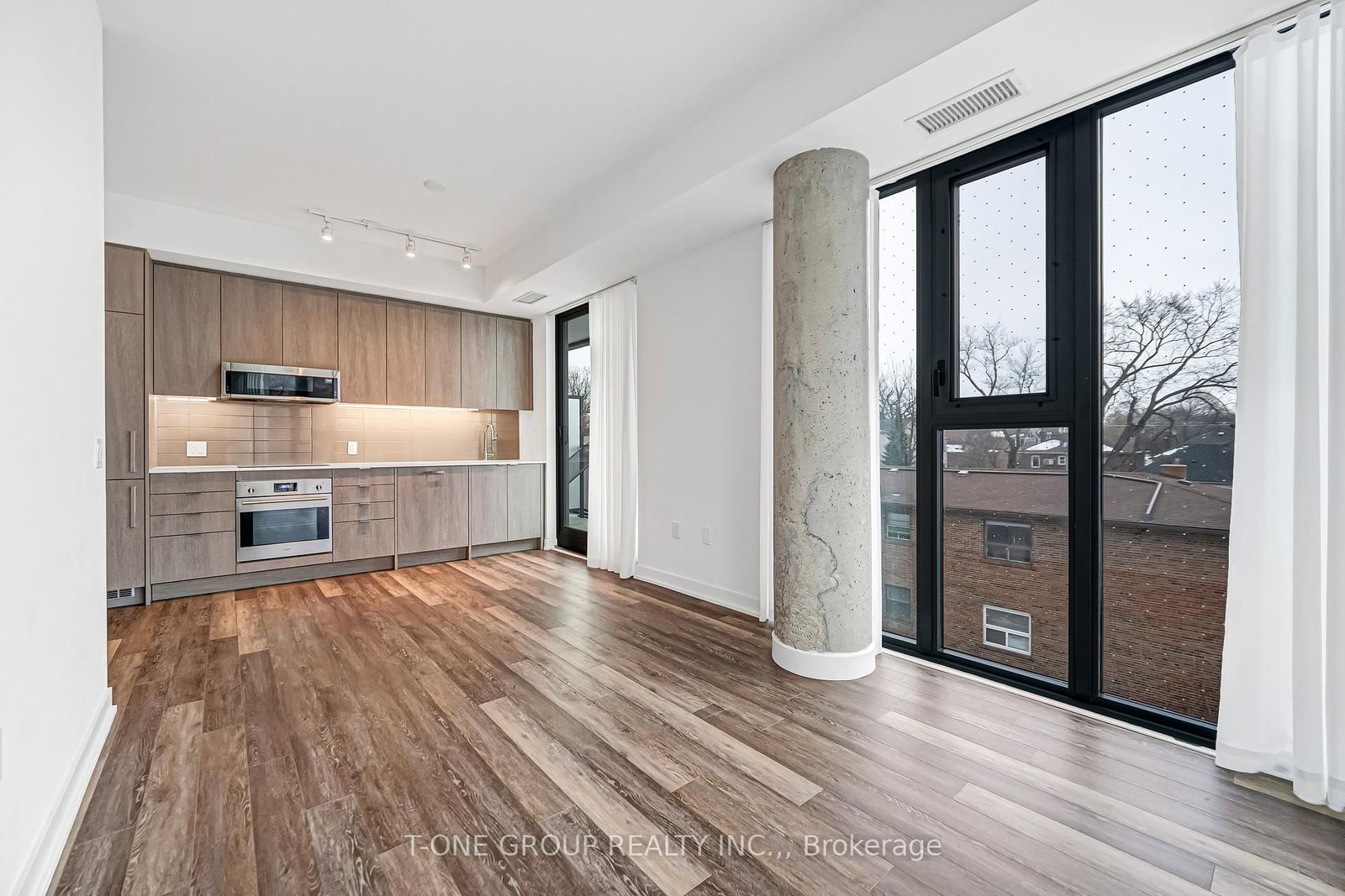 250 W Lawrence Avenue • #309 • Toronto, ON photo 21