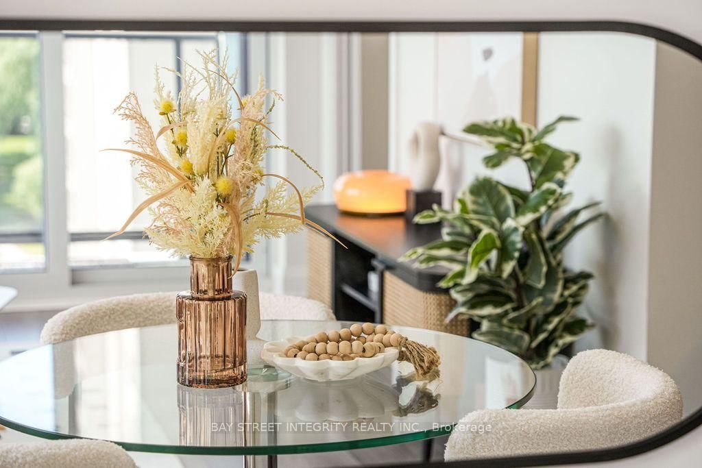 18 Graydon Hall Drive • #909 • Toronto, ON photo 12