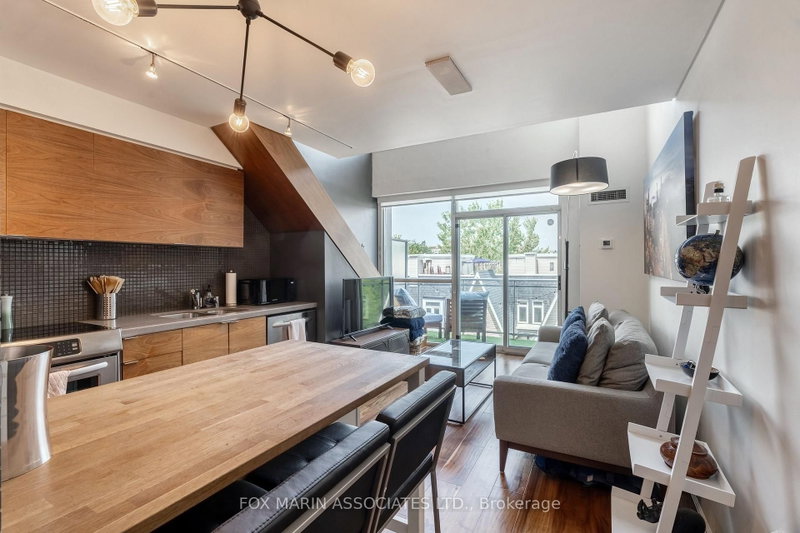 home for lease on 517-954 King Street W