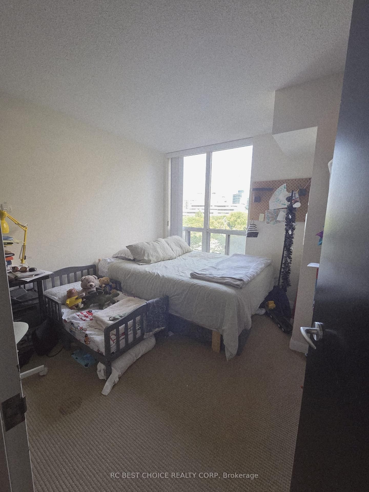 33 Sheppard Avenue • #611 • Toronto, ON photo 15