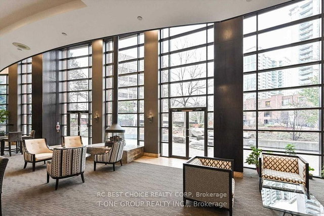 611 - 33 Sheppard Avenue