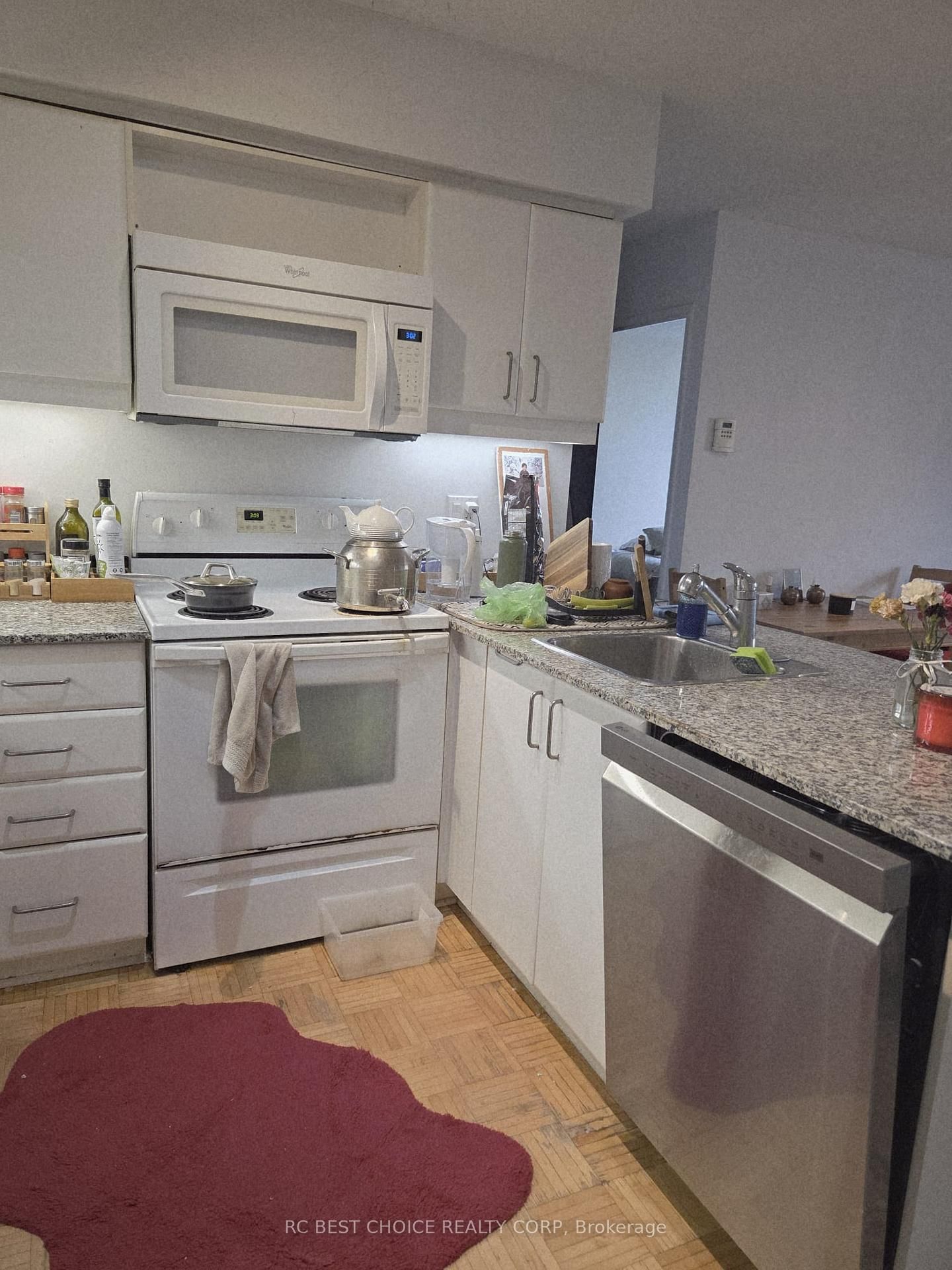 Listing Image 7