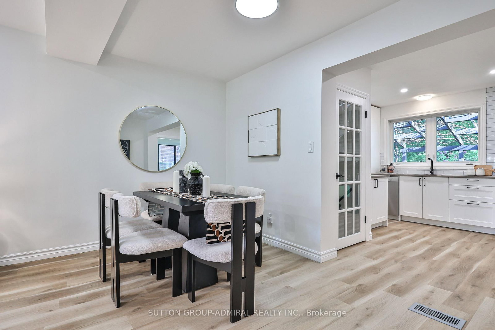 81 Yorkview Drive • Toronto, ON photo 19