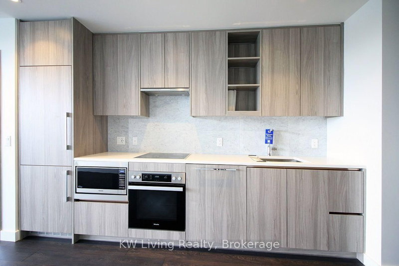 805 - 95 McMahon Drive