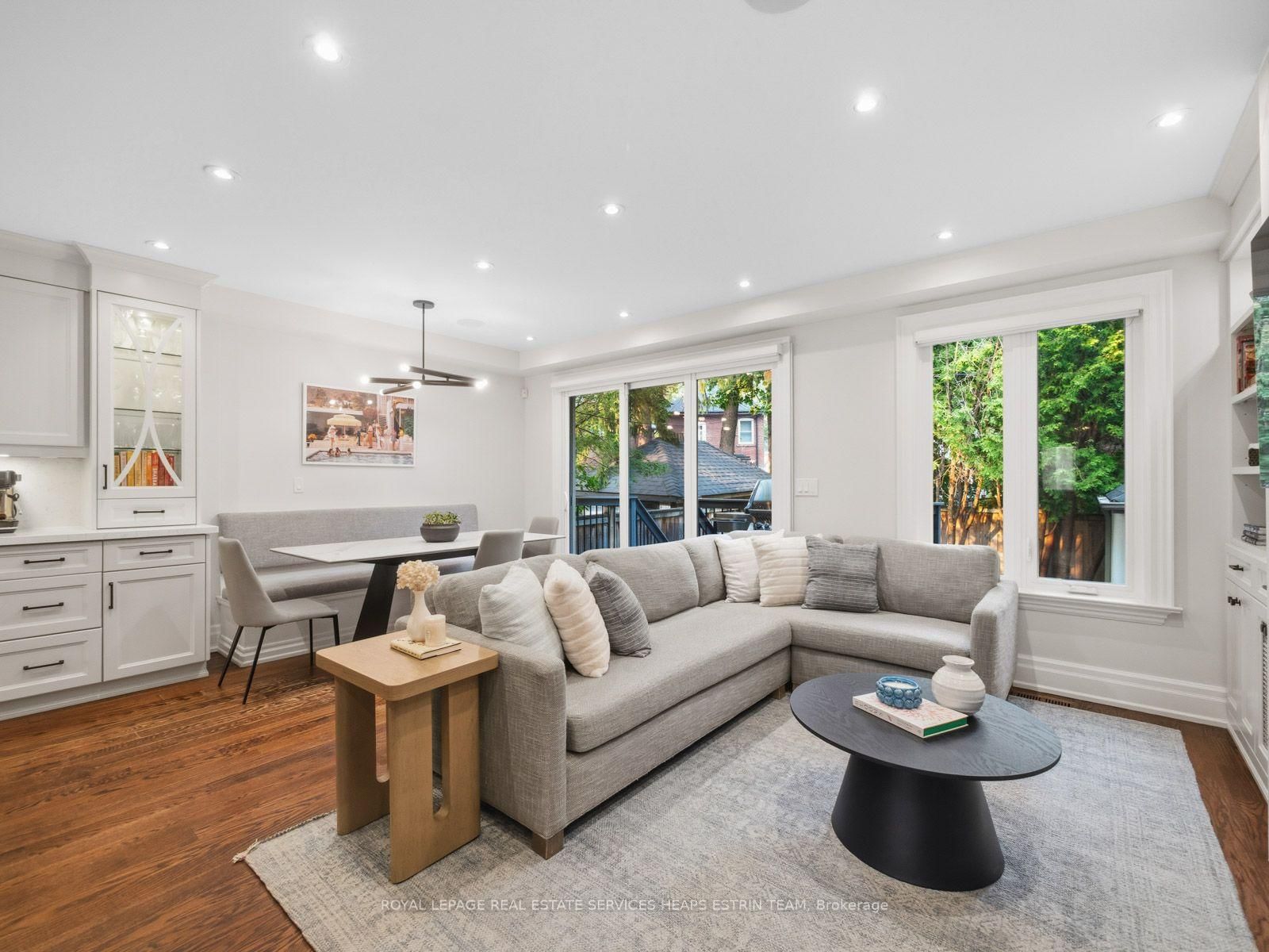 29 Maxwell Avenue • Toronto, ON photo 10
