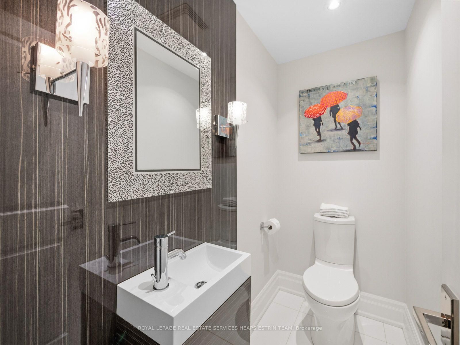 29 Maxwell Avenue • Toronto, ON photo 17