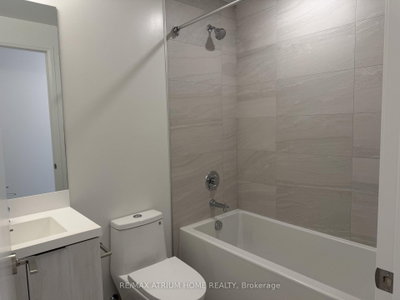 Unit 1625 — 400 King Street W — photo 4