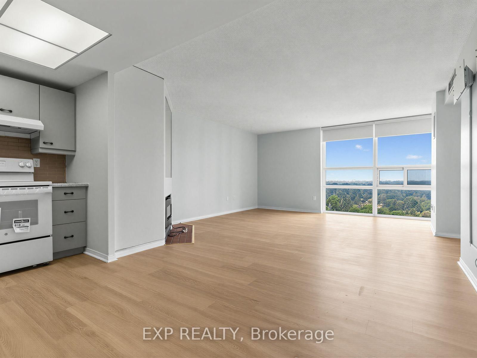 1902-131 Beecroft Road, Toronto, ON, photo 3