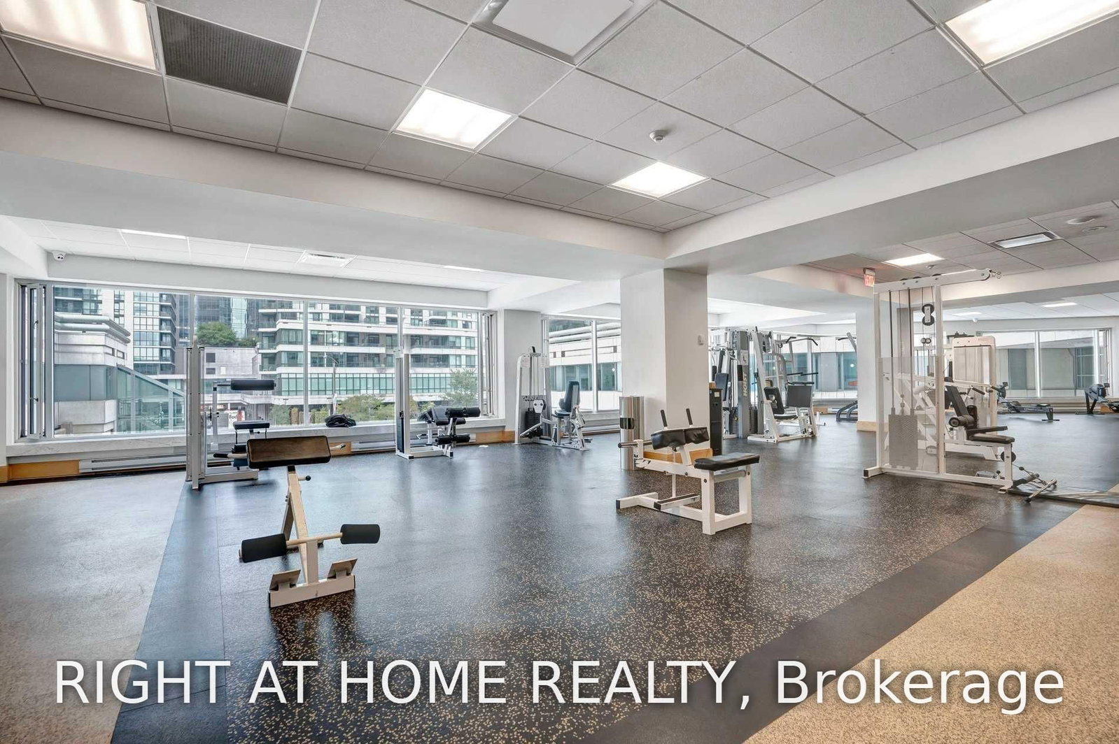 10 W Queens Quay • #1712 • Toronto, ON photo 11