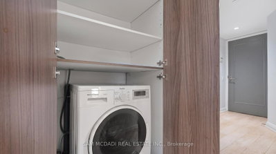 155 Yorkville Avenue • #704 • Toronto, ON