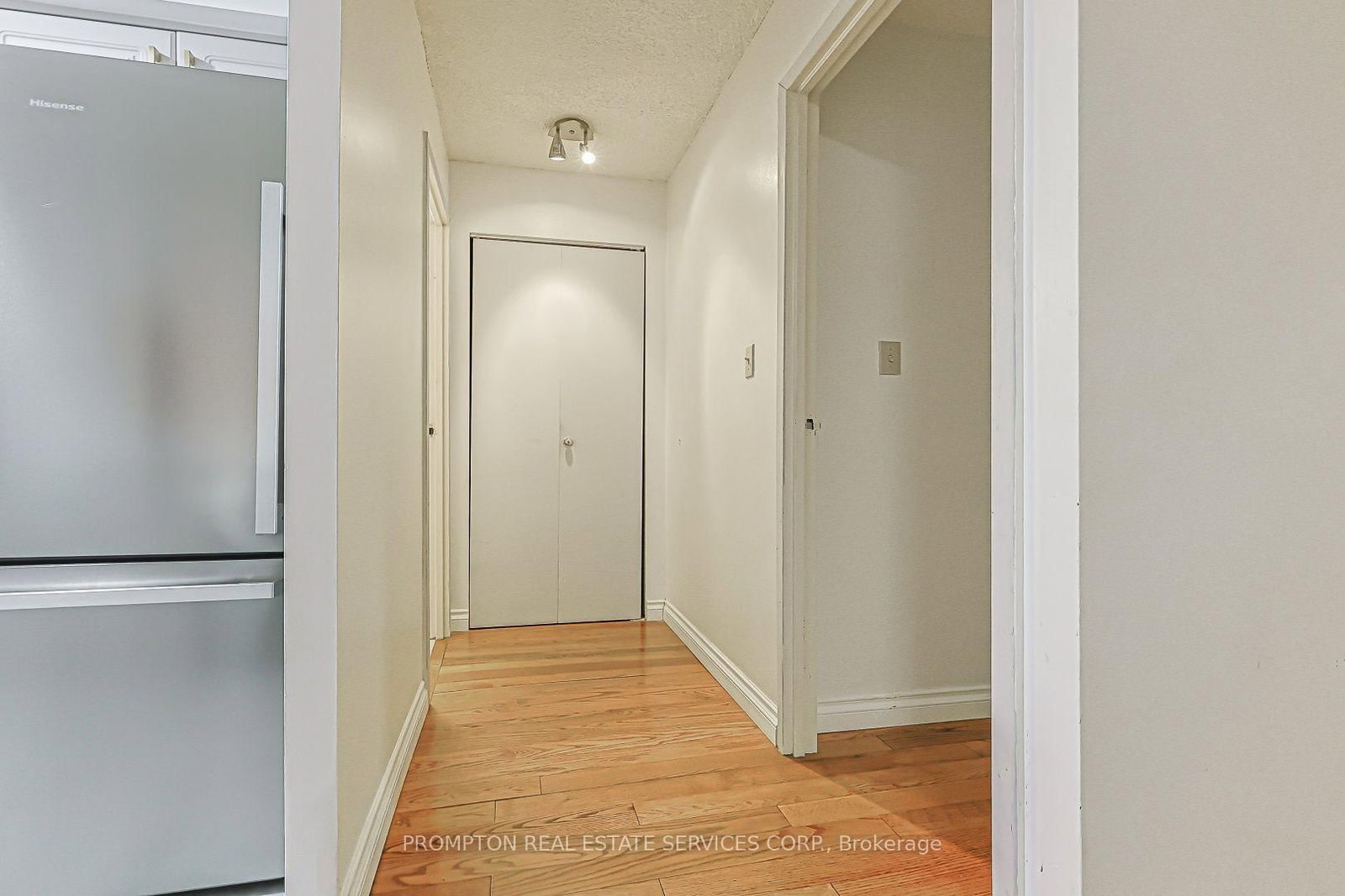 25 Grenville Street • #1705 • Toronto, ON photo 24