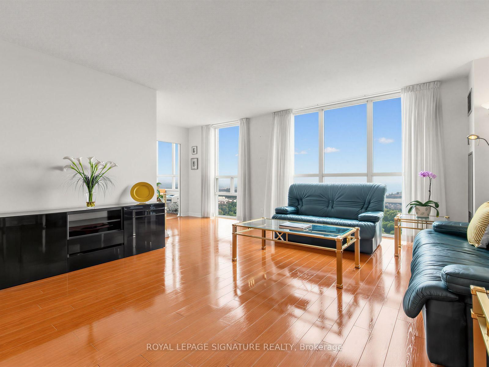 205 Wynford Drive • #2204 • Toronto, ON photo 4
