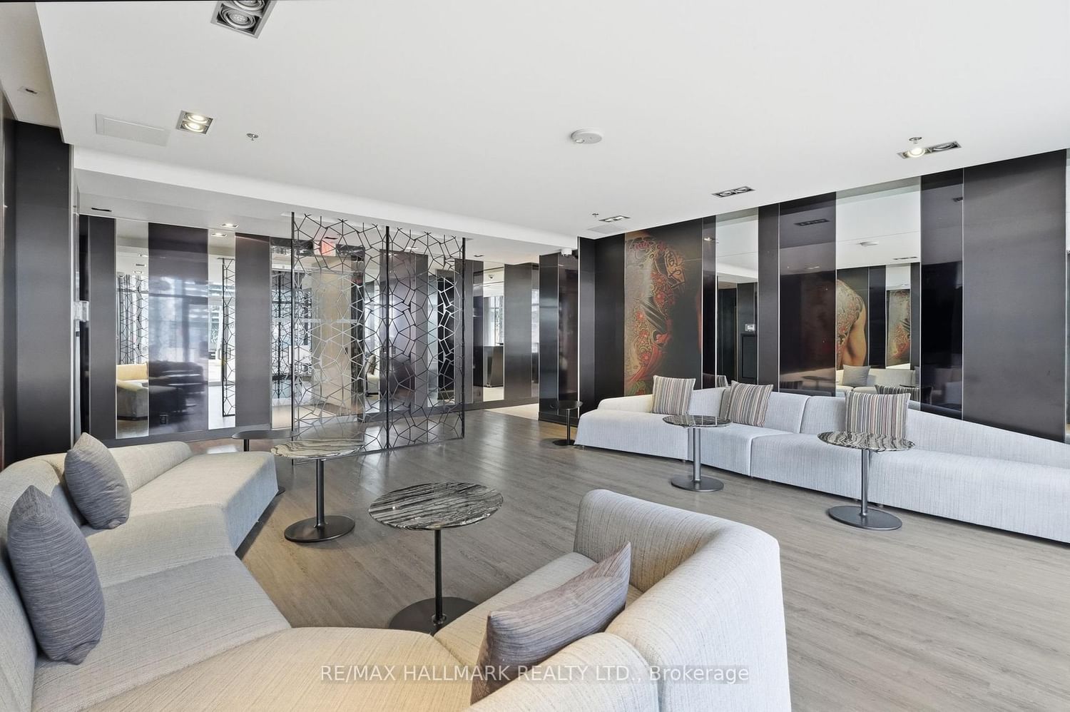 199 Richmond Street W • #PH101 • Toronto, ON photo 46