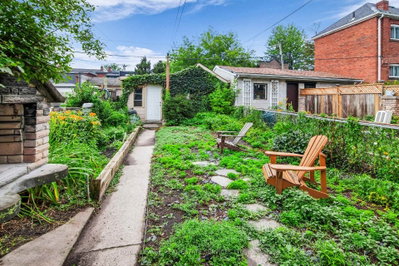 56 Arlington Avenue • Toronto, ON