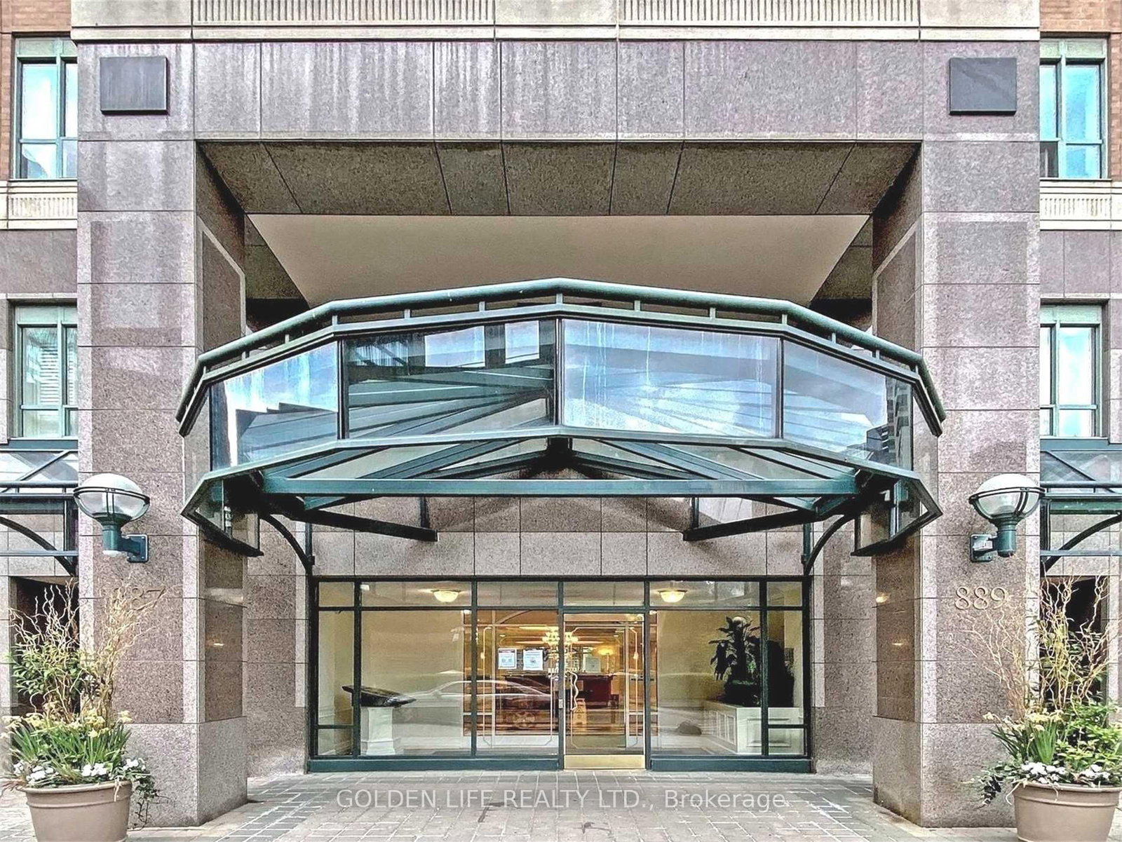 205-889 Bay Street, Toronto, ON, photo 3