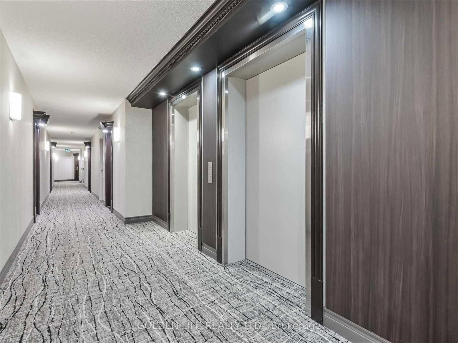 205-889 Bay Street, Toronto, ON, photo 4