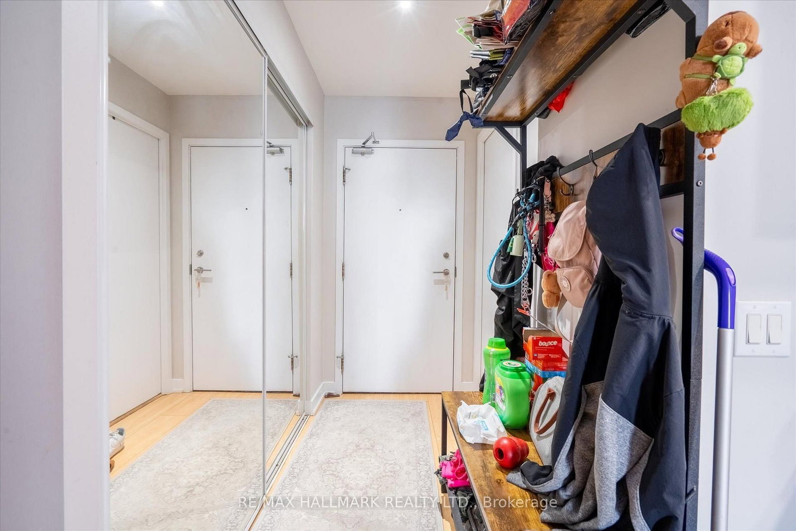 121 Mcmahon Drive • #2110 • Toronto, ON photo 6