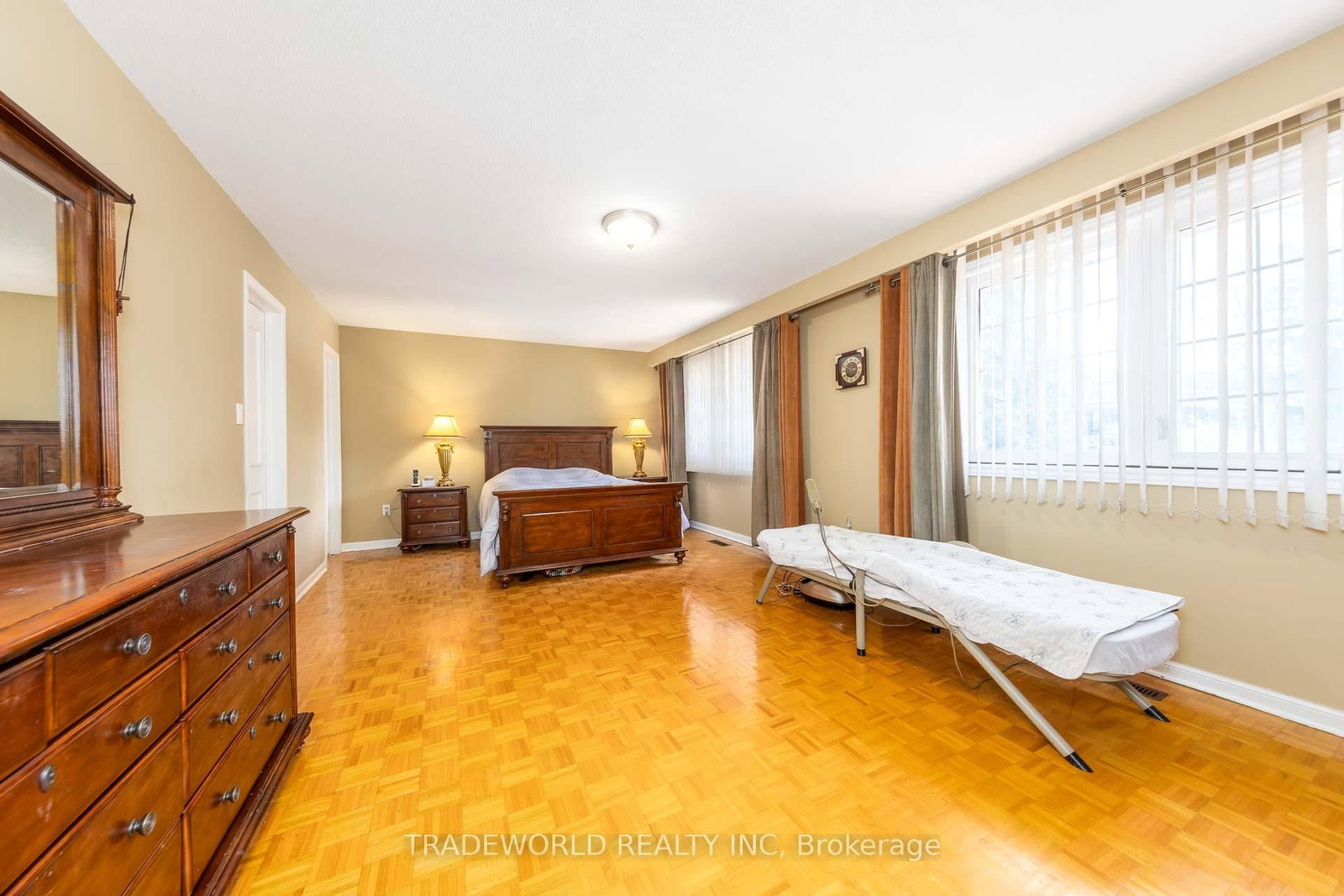 46 Winlock Park • Toronto, ON photo 25
