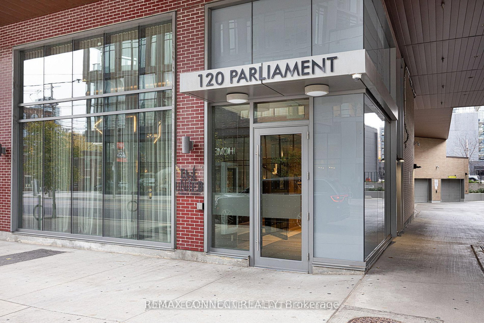 704-120 Parliament Street, Toronto, ON, photo 3