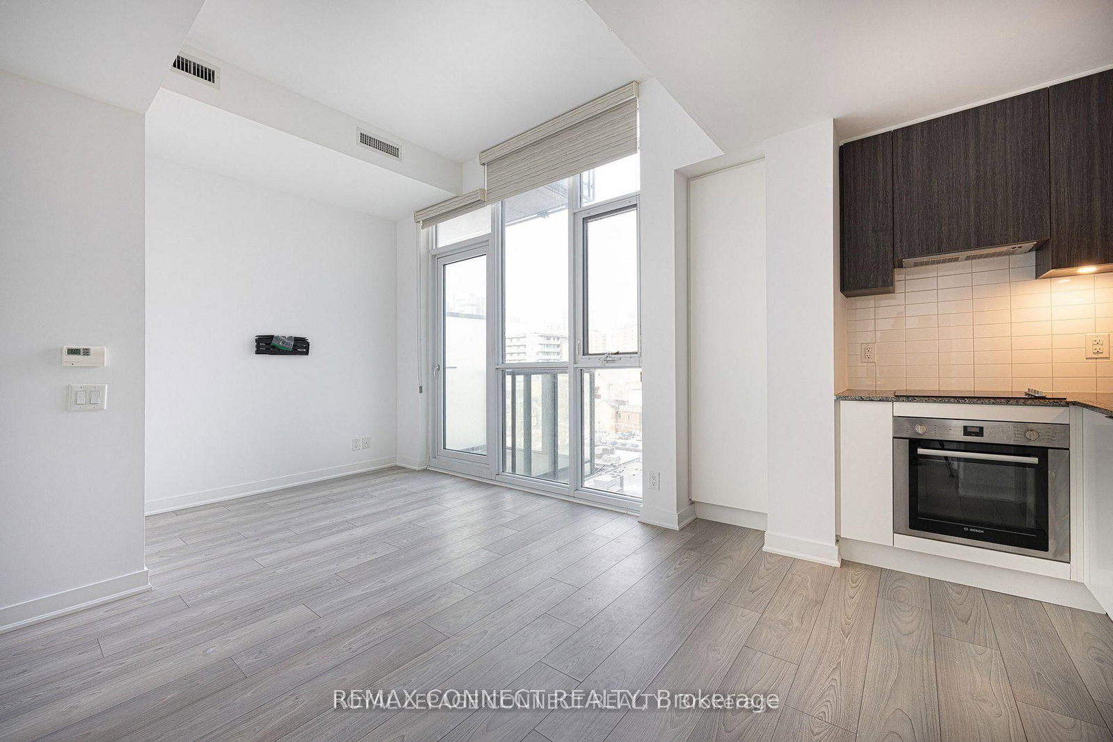 704-120 Parliament Street, Toronto, ON, photo 4