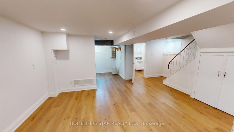 Bsmt Apt - 275 Oakwood Avenue
