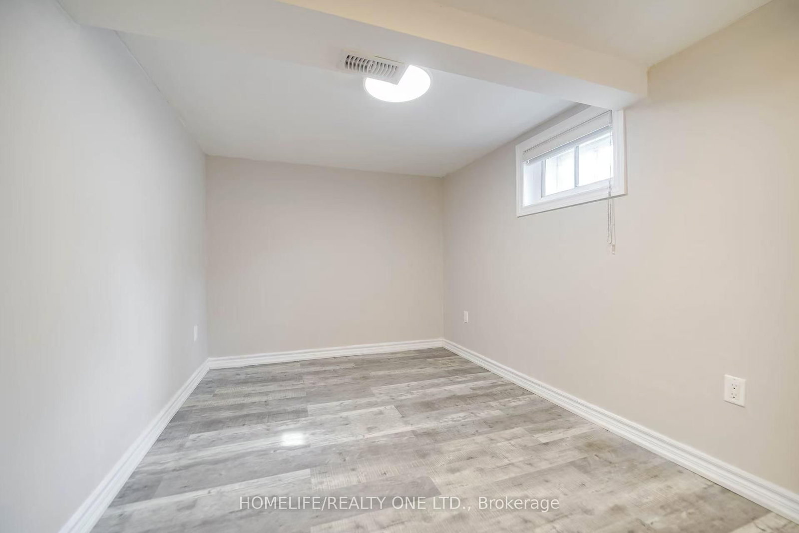 104 Benson Avenue • Toronto, ON photo 22