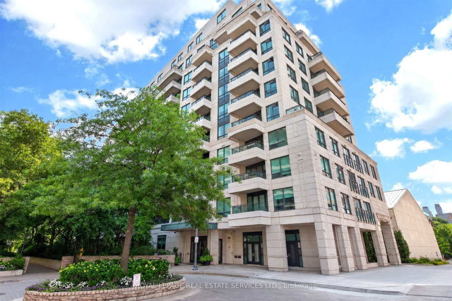 401 - 25 Scrivener Square