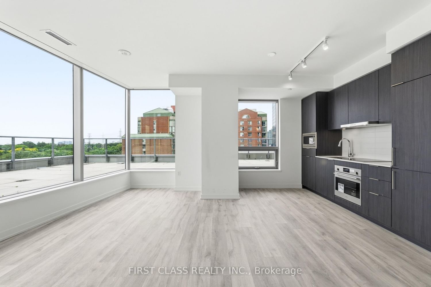 8 Olympic Garden Drive • #S707 • Toronto, ON photo 5