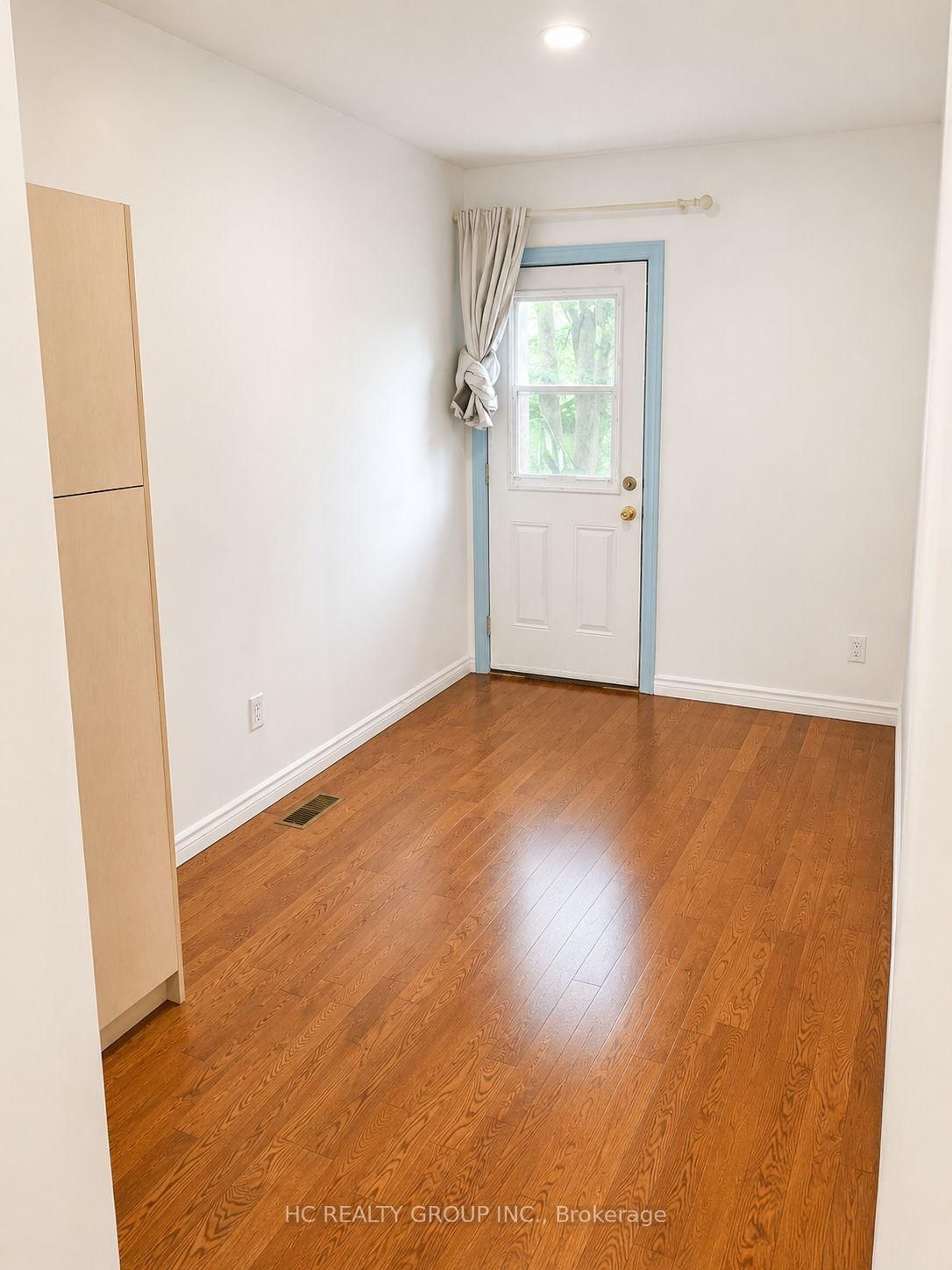 562 Bathurst Street, Toronto, ON, photo 4