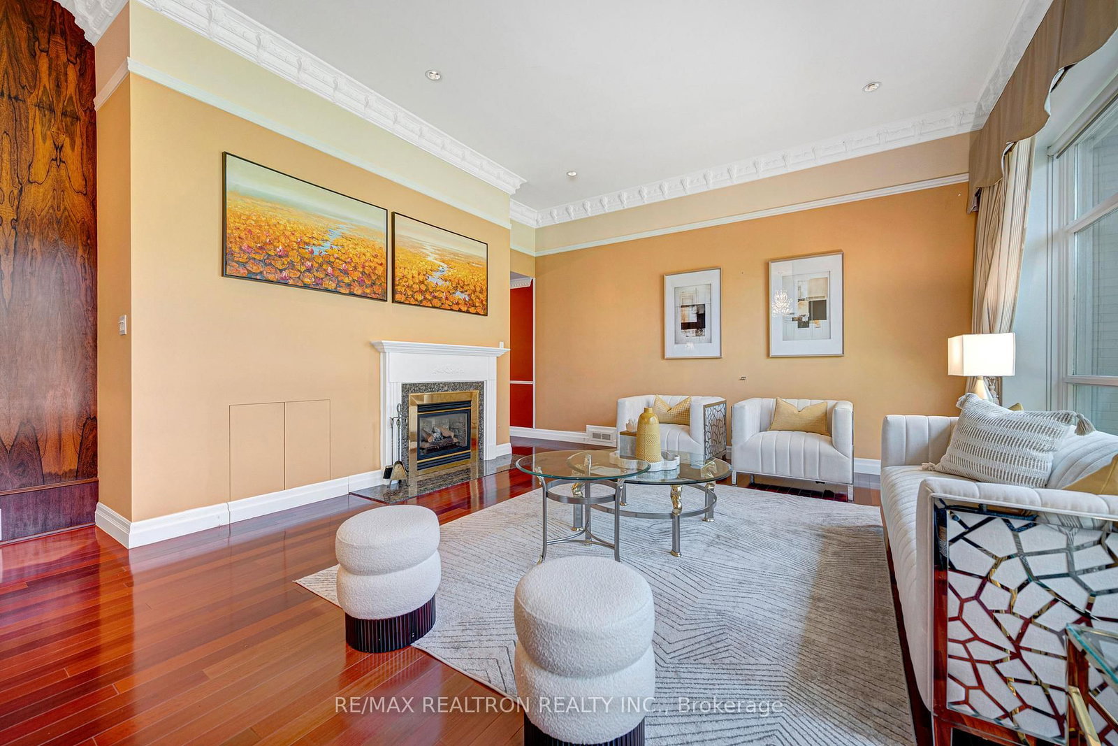 25 Vernham Court • Toronto, ON photo 9