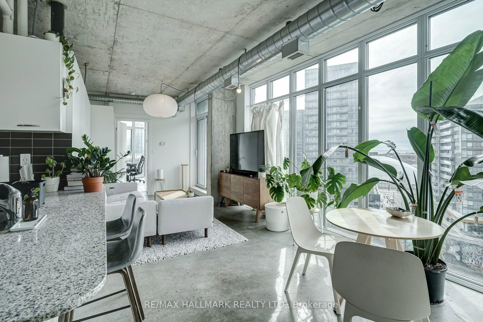 150 Sudbury Street • #910 • Toronto, ON photo 8