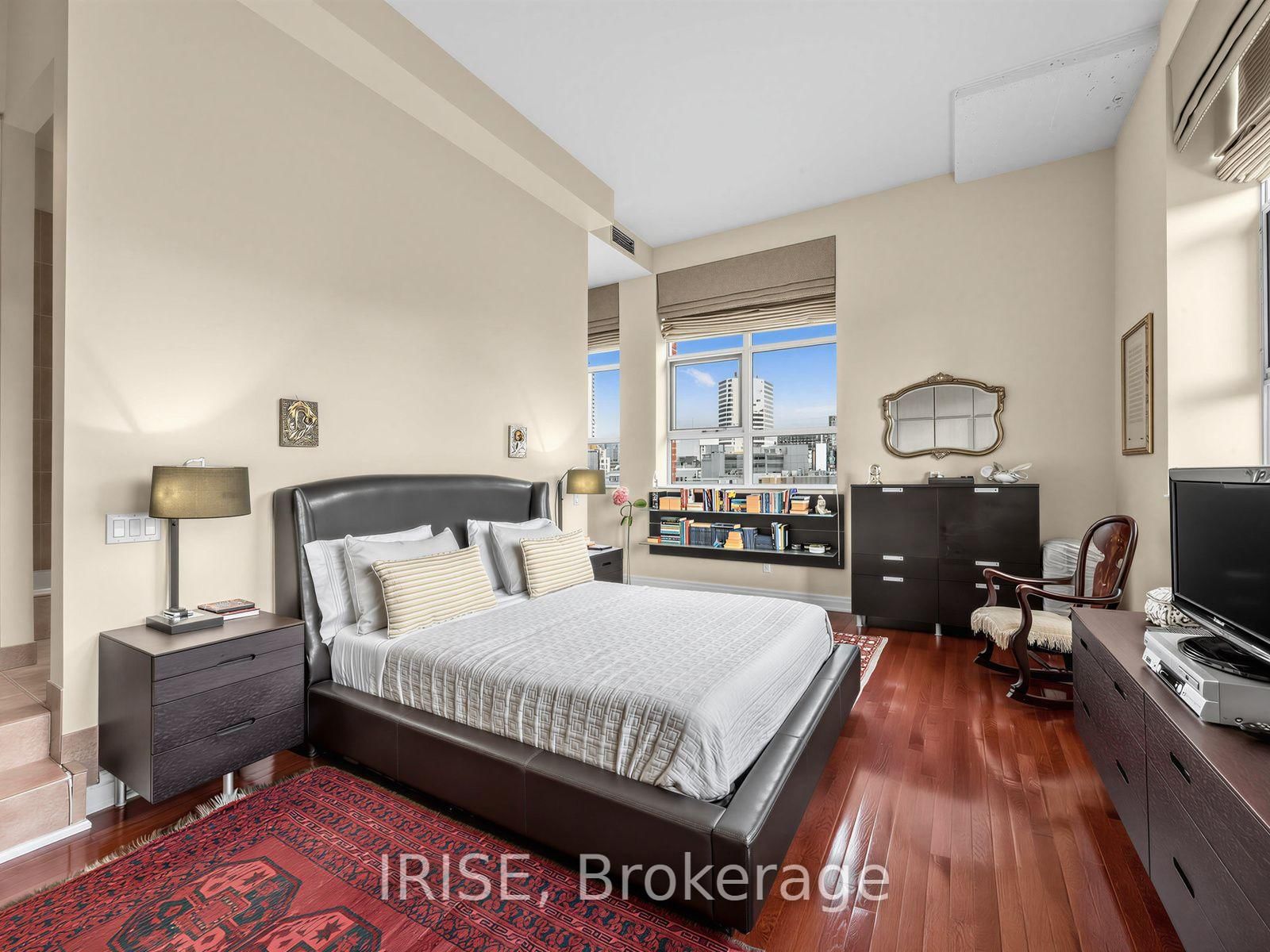 155 W Dalhousie Street • #1014 • Toronto, ON photo 21