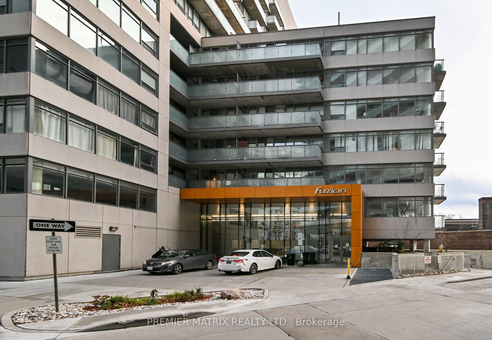1302-20 Joe Shuster Way, Toronto, ON, photo 2