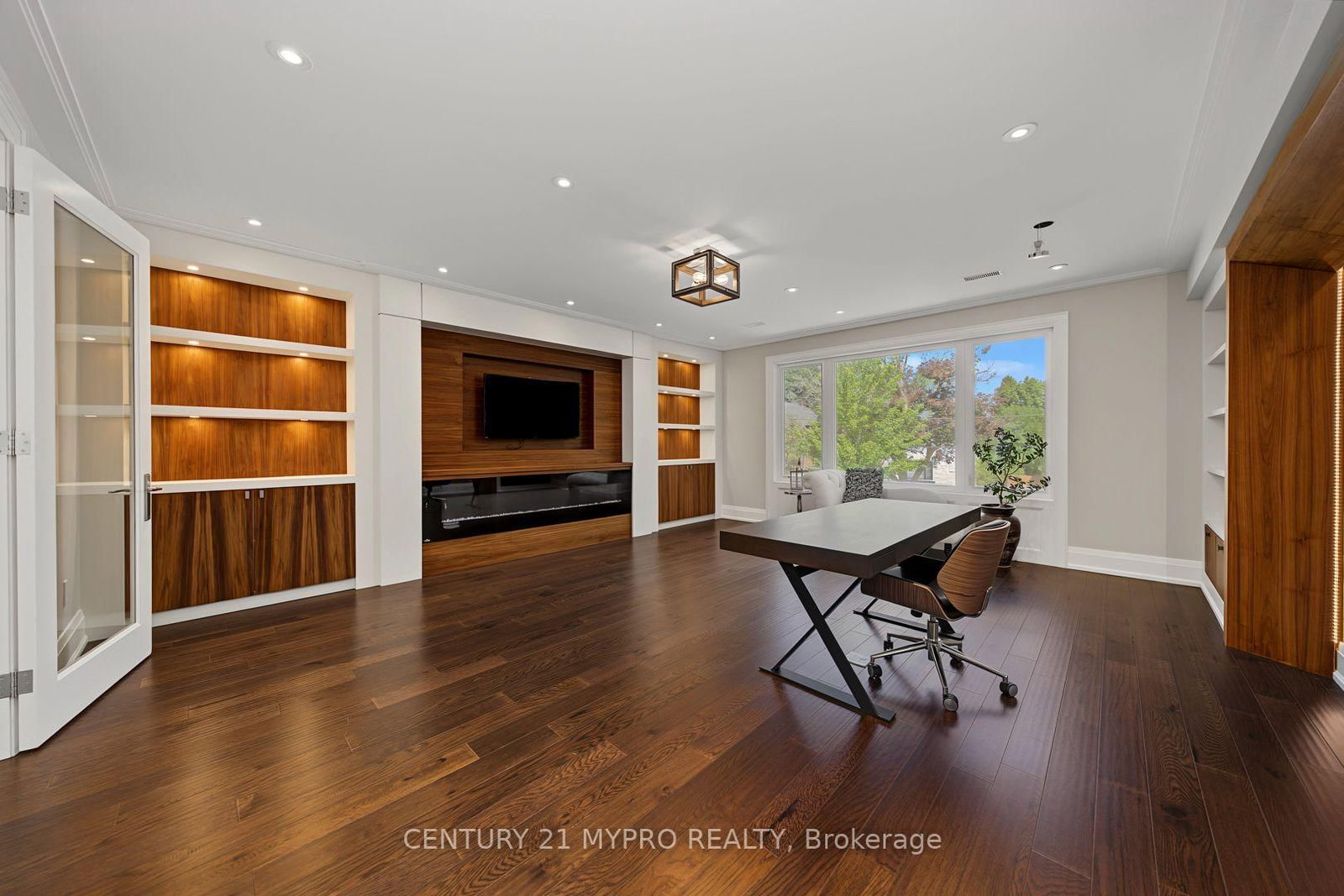 5 Glenelia Avenue • Toronto, ON photo 17