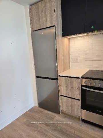 809-181 Sterling Road, Toronto, ON, photo 3