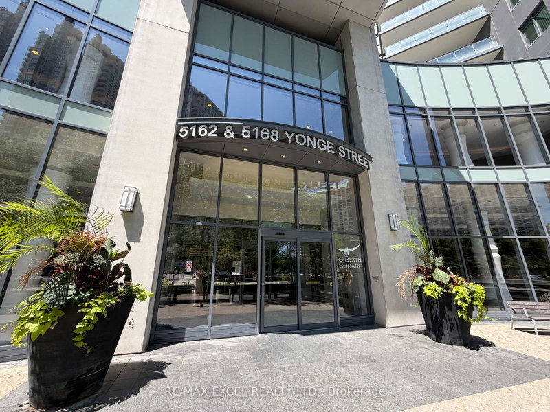 home for lease on 609-5168 Yonge Street