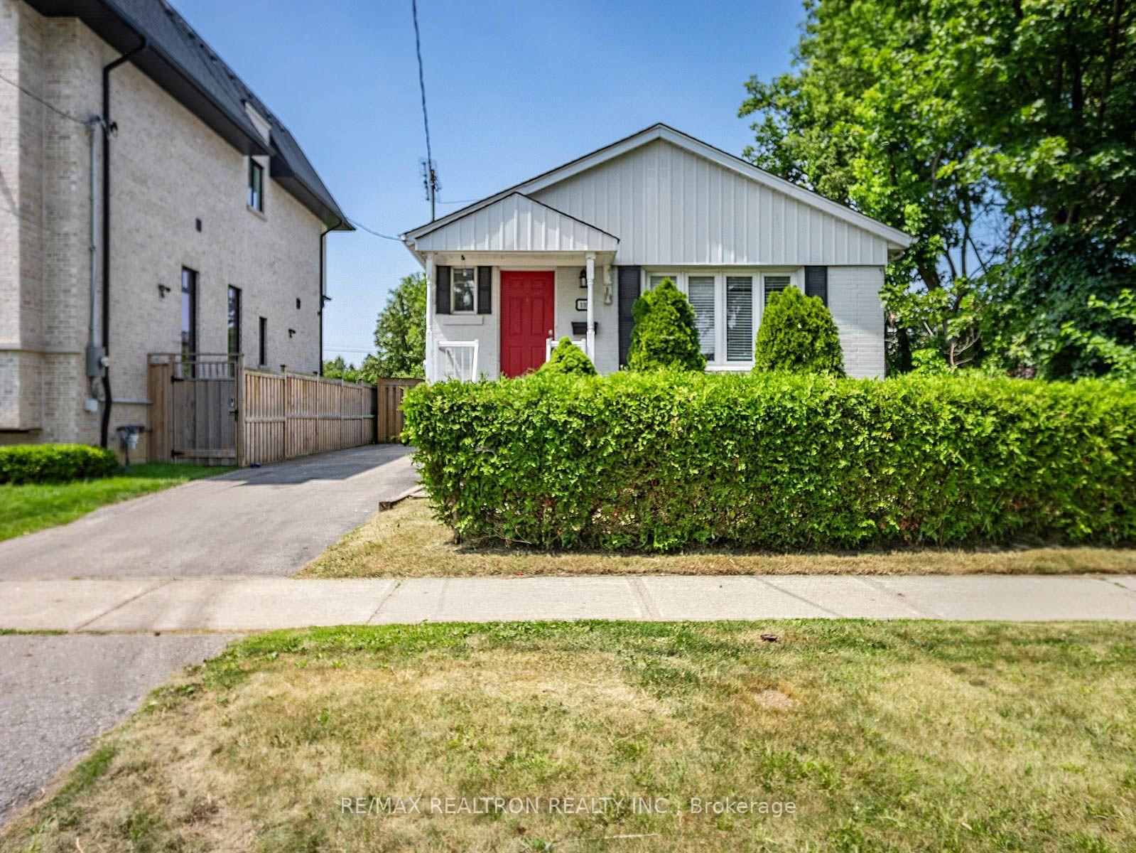 110 Gorman Park Road, Toronto, ON, photo 3