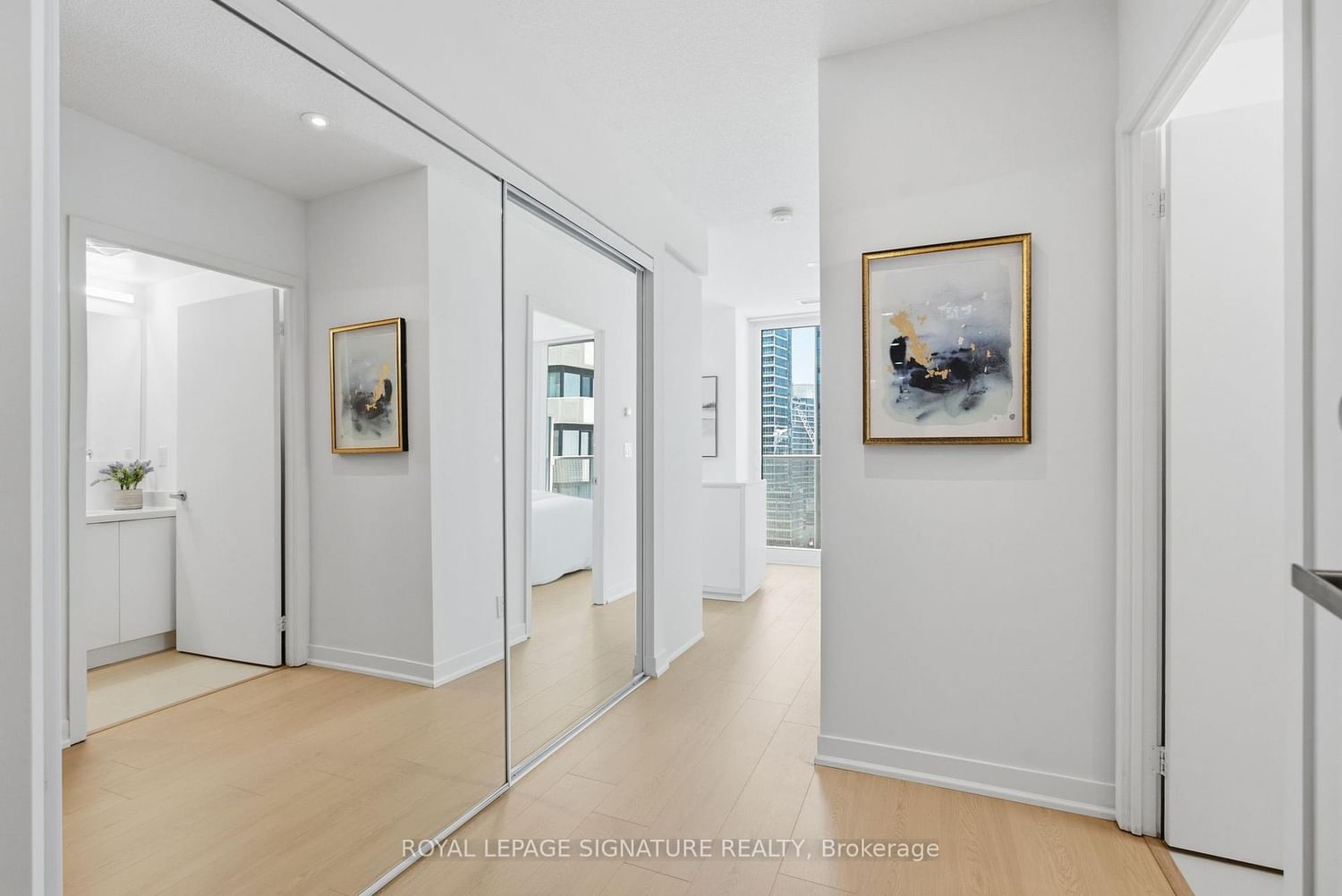 88 Harbour Street • #1710 • Toronto, ON photo 5
