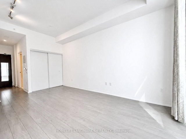 1024 - 251 Jarvis Street