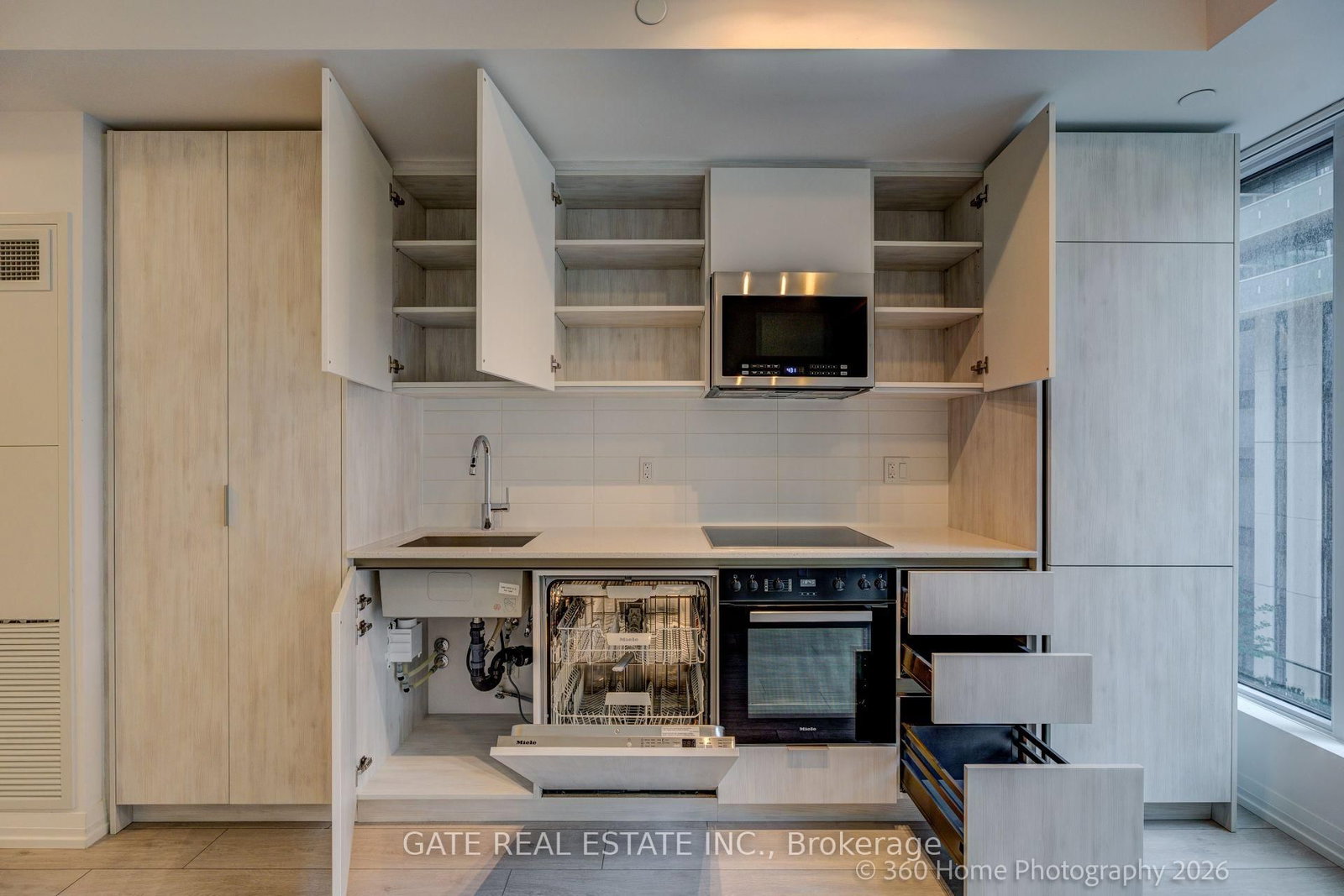 502-400 King Street, Toronto, ON, photo 4