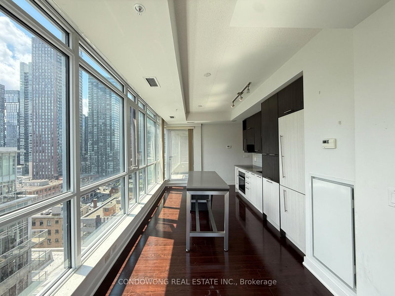 1504 - 30 Nelson Street