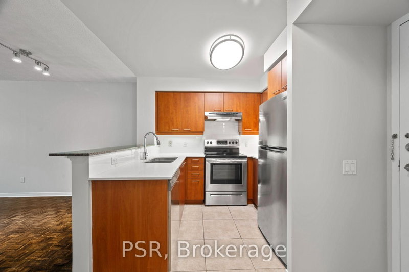 104 - 515 Rosewell Avenue