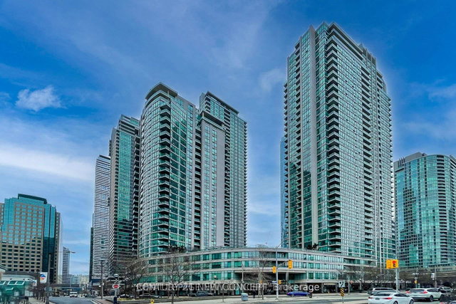 318 - 16 Yonge Street W