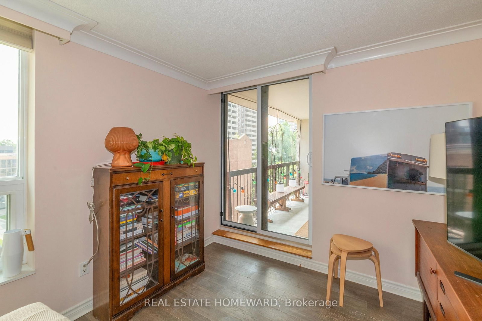 77 Maitland Place • #615 • Toronto, ON photo 14