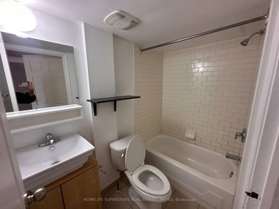 Unit 204 — 38 Kensington Place — photo 3