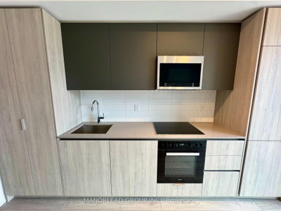 Unit 1216 — 400 King Street W — photo 4