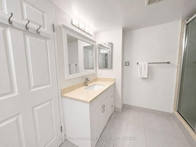 Unit 1907 — 24 Wellesley Street W — more photos