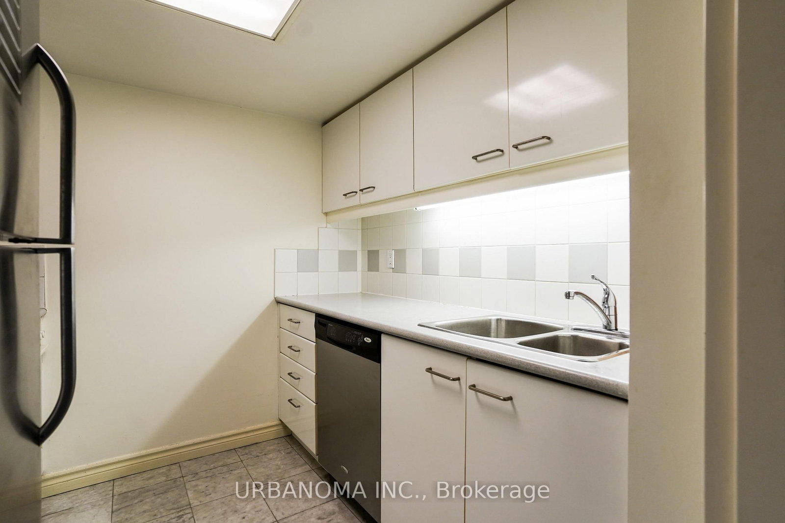 38 Elm Toronto,ON M5G 2K5 — Photo 13